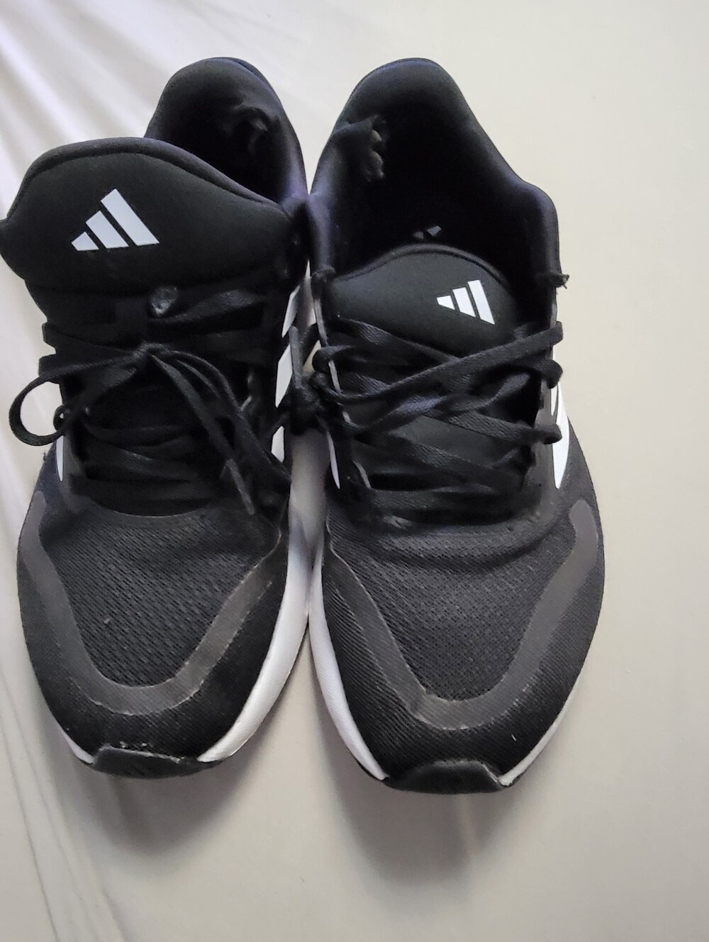 Gentle Used Men's Running  Shoes